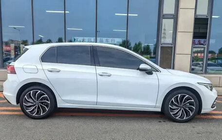 Volkswagen Golf VIII, 2023 год, 1 999 994 рублей, 2 фотография