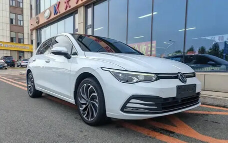 Volkswagen Golf VIII, 2023 год, 1 999 994 рублей, 3 фотография