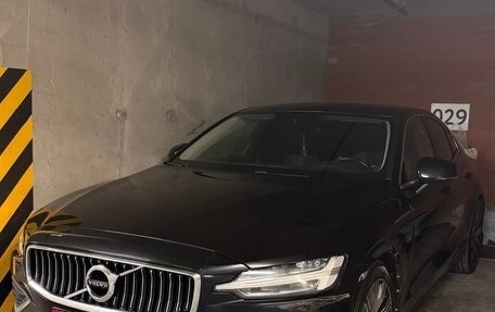 Volvo S60 III, 2019 год, 2 250 000 рублей, 5 фотография