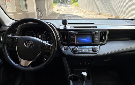 Toyota RAV4, 2015 год, 2 770 000 рублей, 10 фотография