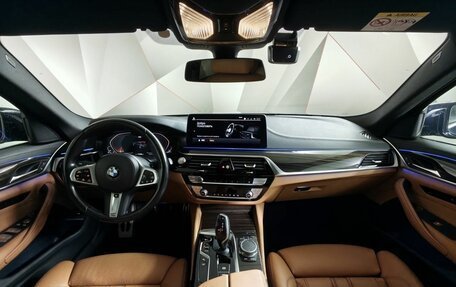 BMW 5 серия, 2021 год, 4 300 000 рублей, 11 фотография