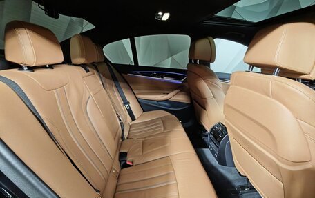 BMW 5 серия, 2021 год, 4 300 000 рублей, 13 фотография