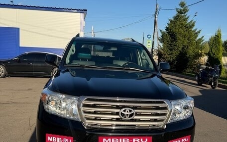Toyota Land Cruiser 200, 2008 год, 2 300 000 рублей, 3 фотография
