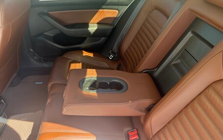 Volkswagen Passat B8 рестайлинг, 2017 год, 2 350 000 рублей, 15 фотография