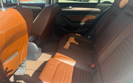 Volkswagen Passat B8 рестайлинг, 2017 год, 2 350 000 рублей, 14 фотография
