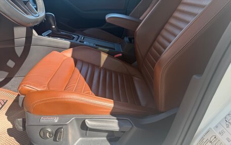 Volkswagen Passat B8 рестайлинг, 2017 год, 2 350 000 рублей, 18 фотография