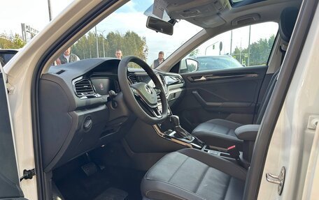 Volkswagen T-Roc I, 2022 год, 1 700 000 рублей, 10 фотография