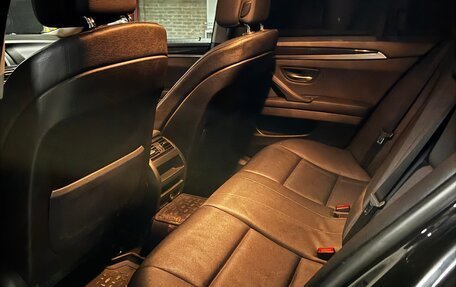 BMW 5 серия, 2011 год, 1 800 000 рублей, 7 фотография