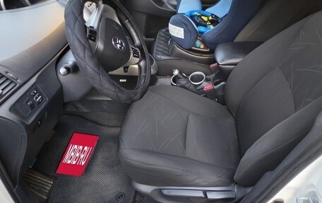 Toyota Verso I, 2012 год, 900 000 рублей, 8 фотография