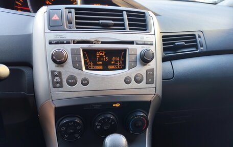 Toyota Verso I, 2012 год, 900 000 рублей, 25 фотография