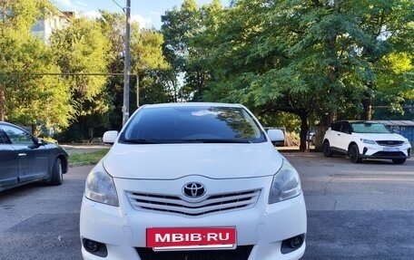 Toyota Verso I, 2012 год, 900 000 рублей, 21 фотография