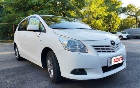 Toyota Verso I, 2012 год, 900 000 рублей, 22 фотография