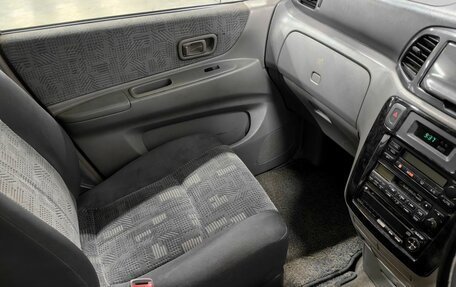 Nissan Liberty, 2000 год, 385 000 рублей, 12 фотография