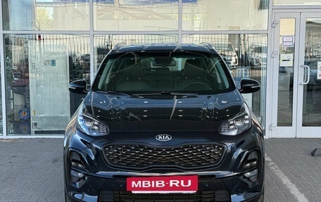 KIA Sportage IV рестайлинг, 2018 год, 1 999 000 рублей, 3 фотография