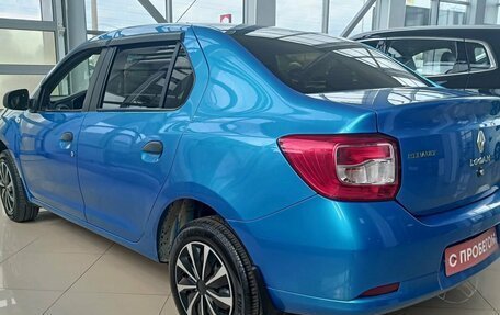 Renault Logan II, 2017 год, 492 830 рублей, 4 фотография