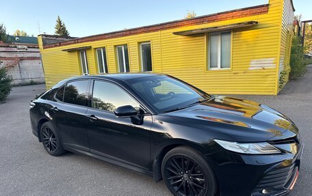 Toyota Camry, 2021 год, 3 900 000 рублей, 9 фотография