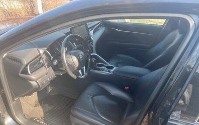 Toyota Camry, 2021 год, 3 900 000 рублей, 1 фотография