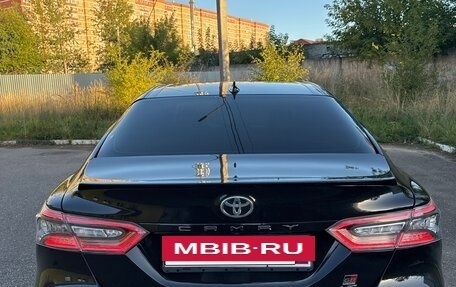 Toyota Camry, 2021 год, 3 900 000 рублей, 7 фотография