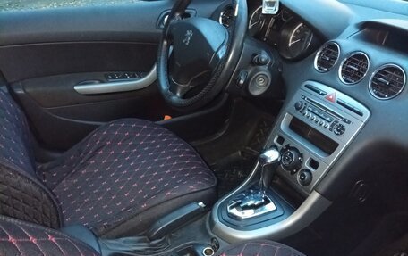 Peugeot 308 II, 2011 год, 550 000 рублей, 2 фотография