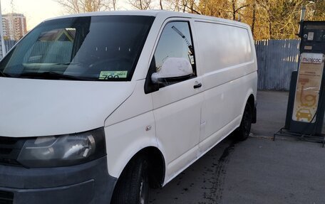 Volkswagen Transporter T5 рестайлинг, 2010 год, 680 000 рублей, 2 фотография