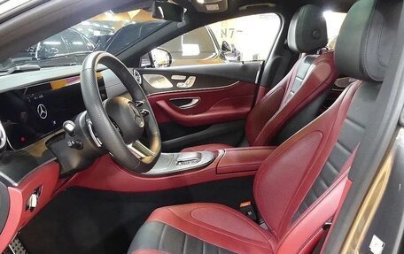 Mercedes-Benz CLS, 2023 год, 6 075 000 рублей, 4 фотография