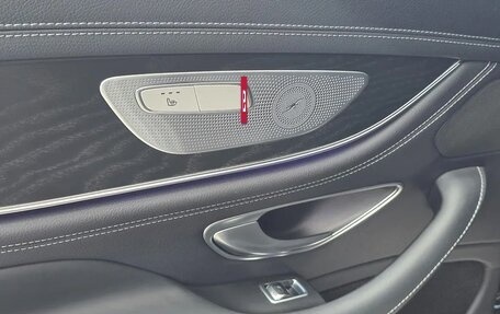 Mercedes-Benz CLS, 2023 год, 6 030 000 рублей, 15 фотография