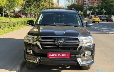 Toyota Land Cruiser 200, 2019 год, 9 000 000 рублей, 7 фотография