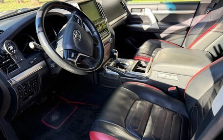 Toyota Land Cruiser 200, 2019 год, 9 000 000 рублей, 9 фотография