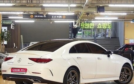 Mercedes-Benz CLS, 2023 год, 6 220 000 рублей, 2 фотография