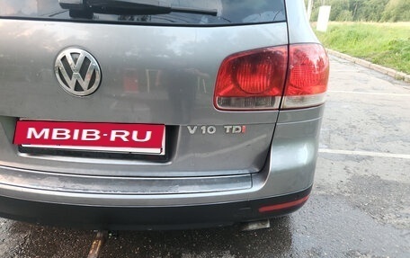 Volkswagen Touareg III, 2004 год, 999 999 рублей, 9 фотография