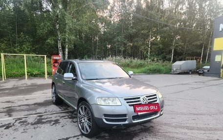 Volkswagen Touareg III, 2004 год, 999 999 рублей, 6 фотография
