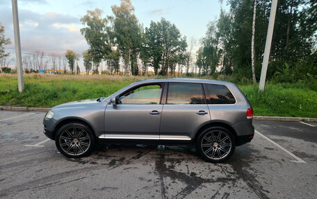 Volkswagen Touareg III, 2004 год, 999 999 рублей, 12 фотография