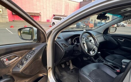 Hyundai ix35 I рестайлинг, 2011 год, 1 000 000 рублей, 5 фотография