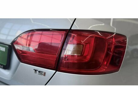 Volkswagen Jetta VI, 2012 год, 1 099 000 рублей, 10 фотография