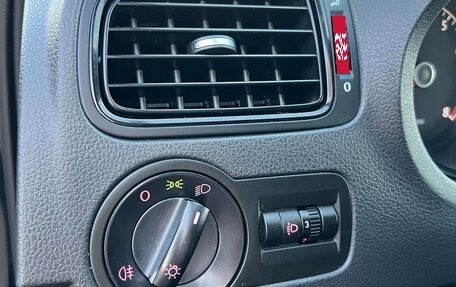 Volkswagen Polo VI (EU Market), 2011 год, 748 000 рублей, 16 фотография