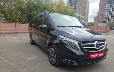 Mercedes-Benz V-Класс, 2019 год, 5 500 000 рублей, 2 фотография