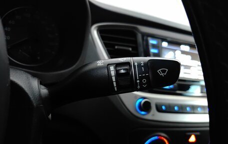 Hyundai Solaris II рестайлинг, 2018 год, 1 075 000 рублей, 19 фотография