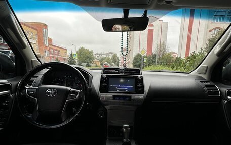 Toyota Land Cruiser Prado 150 рестайлинг 2, 2019 год, 5 300 000 рублей, 20 фотография