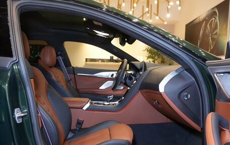 BMW 8 серия, 2025 год, 15 000 000 рублей, 31 фотография