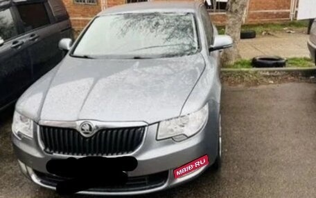 Skoda Superb III рестайлинг, 2009 год, 580 000 рублей, 1 фотография