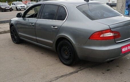 Skoda Superb III рестайлинг, 2009 год, 580 000 рублей, 4 фотография
