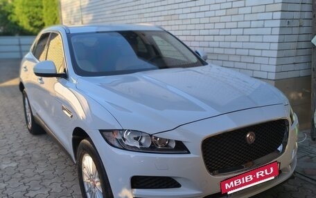 Jaguar F-Pace, 2016 год, 3 380 000 рублей, 2 фотография