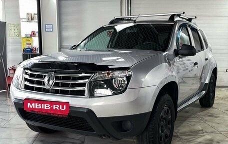 Renault Duster I рестайлинг, 2014 год, 999 000 рублей, 2 фотография