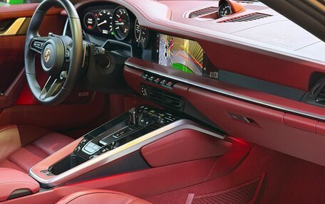 Porsche 911, 2021 год, 15 490 000 рублей, 8 фотография