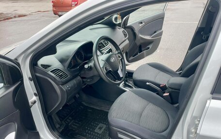 Hyundai Solaris II рестайлинг, 2016 год, 1 200 000 рублей, 11 фотография