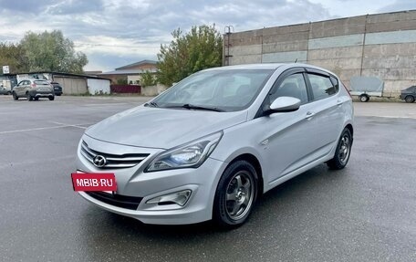 Hyundai Solaris II рестайлинг, 2016 год, 1 200 000 рублей, 4 фотография