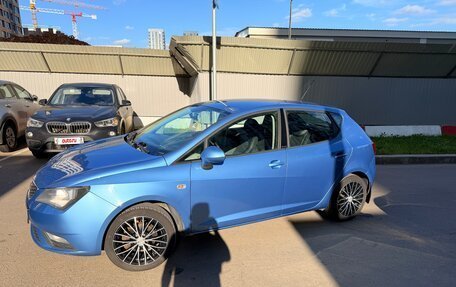 SEAT Ibiza IV рестайлинг 2, 2014 год, 750 000 рублей, 3 фотография
