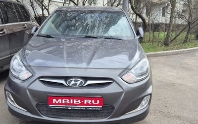 Hyundai Solaris II рестайлинг, 2011 год, 400 000 рублей, 1 фотография