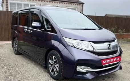 Honda Stepwgn IV, 2015 год, 1 950 000 рублей, 1 фотография