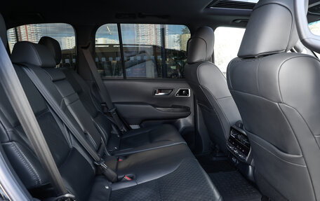 Toyota Land Cruiser, 2022 год, 7 998 000 рублей, 12 фотография